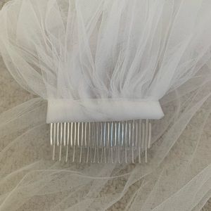 WHITE ONE LAYER BRIDAL VEIL (200 CM)